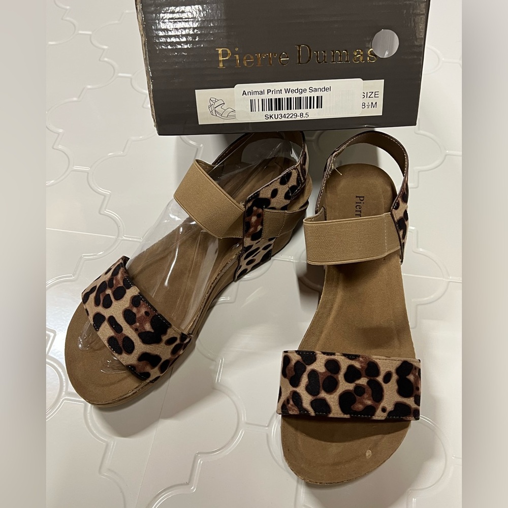 Leopard wedge sandals